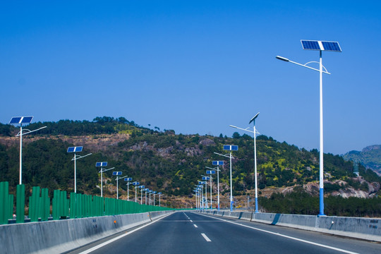 太阳能路灯