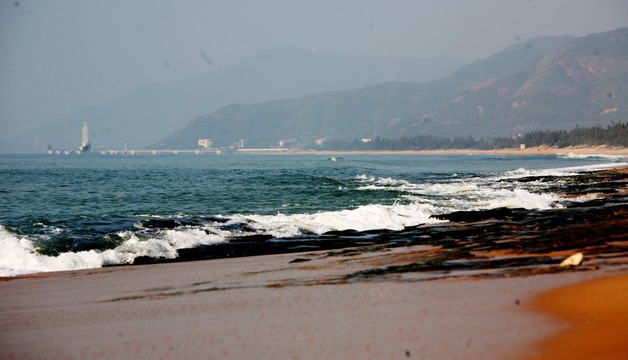 海浪 沙滩 大佛