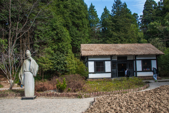 庐山白居易草堂