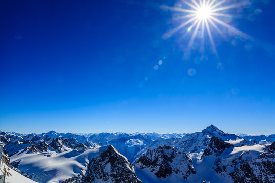 铁力士雪山