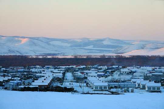 夕照雪村