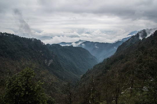 洪雅瓦屋山风光