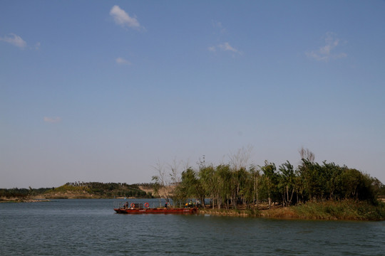 马踏湖风光