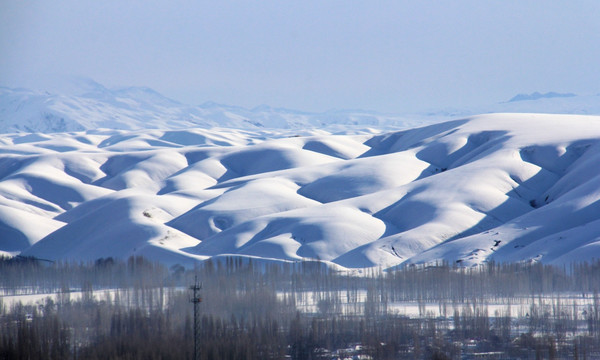 雪山 天山