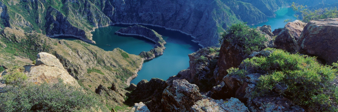 深山太极湖 天山风光 天山湖泊