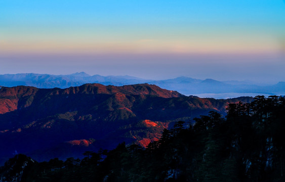 大别山风光