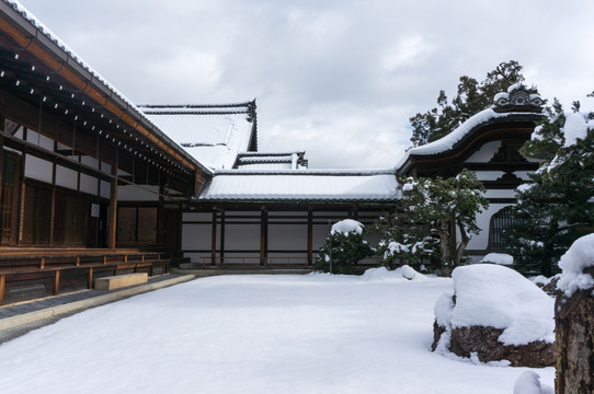 雪后日本古典园林