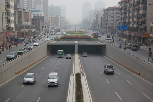 京广快速路淮河路立交