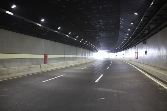 京广快速路陇海路隧道出入口