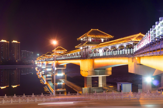 宝鸡廊桥夜景