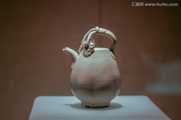 定窯白釉提梁壺