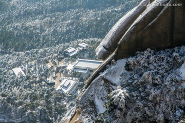 天柱山雪景