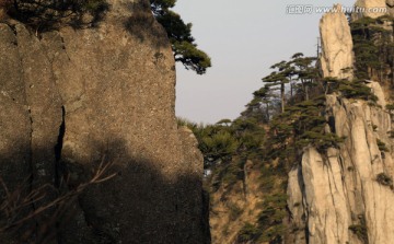 黄山花岗岩石壁