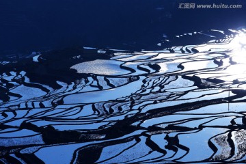 元阳多依树梯田清晨