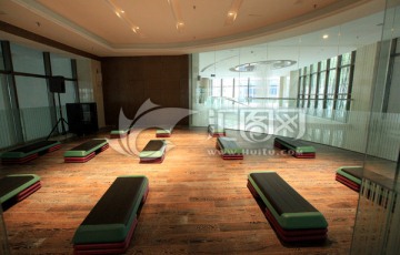 健身器材 瑜珈 健身房