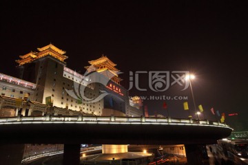 北京西站夜景