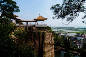 莲花山 亭子