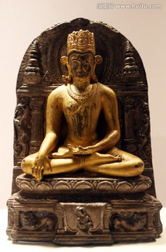 十一世纪黑石贴金宝冠释迦牟尼佛