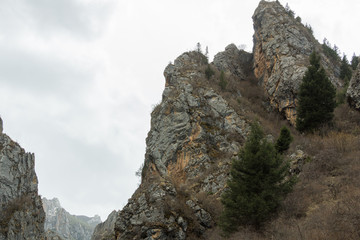 奇峰峻岭郎木寺大峡谷