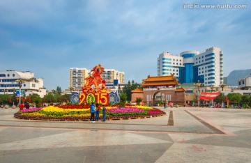 广西贺州灵峰广场 八步区政府