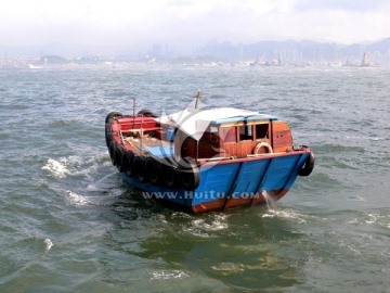 香港维港的机动船