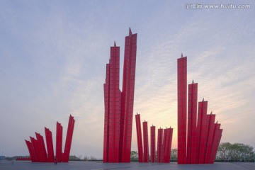 红色雕塑