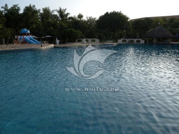 海南三亚宾馆游泳池