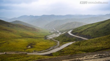 崎岖道路