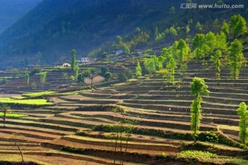 摄影梯田与山村