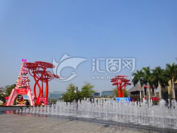 欢乐海岸OCT狂欢广场喷泉雕塑