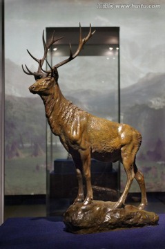 鹿 雕塑