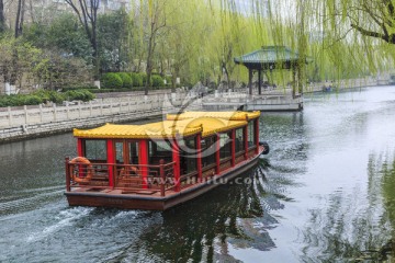 济南护城河风光