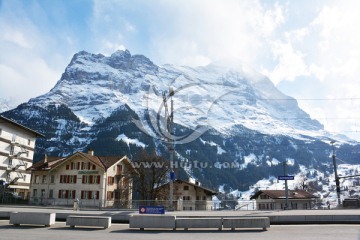 国外风景摄影 雪山下的酒店