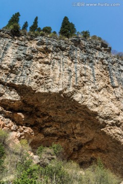 山崖岩石