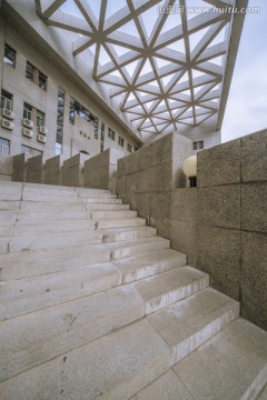 清华大学 经济管理学院