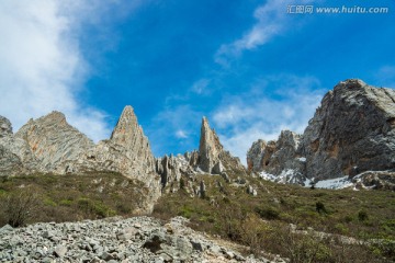 山峰奇观