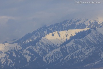 雪山