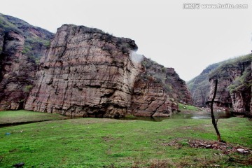 峡谷 怪石