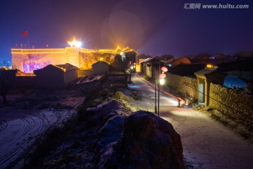 西古堡地藏寺夜景 冷暖对比