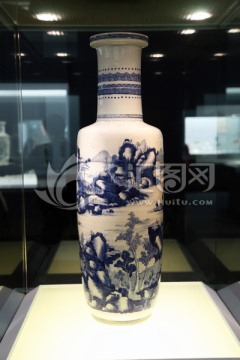 景德镇窑高嘴瓷瓶