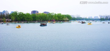 都市春日湖景