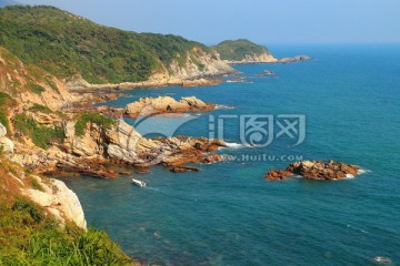 穿越最美海岸线东西冲的风景