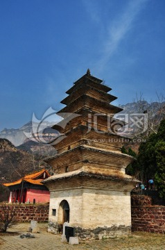 唐塔 洪谷寺塔 白塔