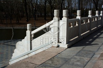 白色石雕护栏 扶手