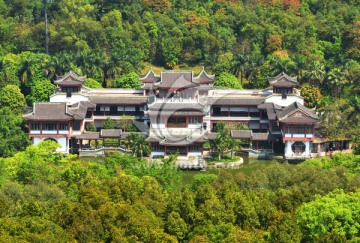 山间霁霖阁