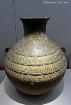 汉代青瓷壶