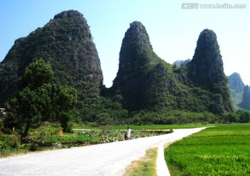 桂林山角下 阳朔风光