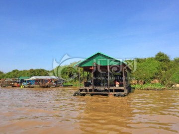 柬埔寨吴哥洞里萨湖