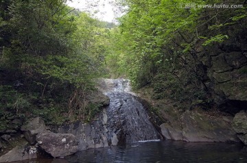 华溪森林公园斤丝潭瀑布全景