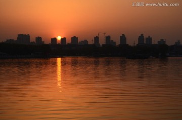 曲江夕照